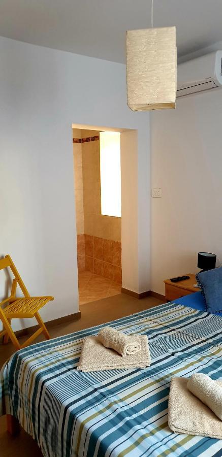 Apartments And Room Vela Senj  Esterno foto