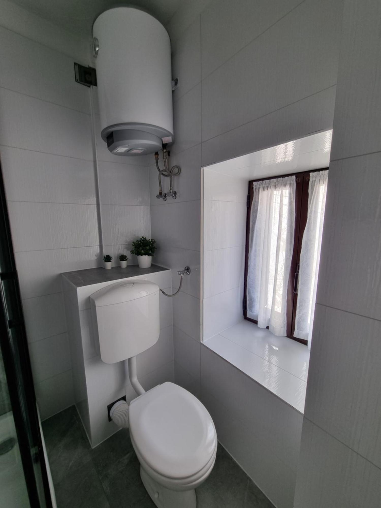 Apartments And Room Vela Senj  Esterno foto